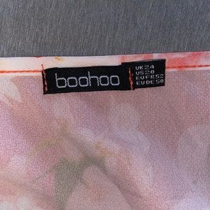 Us size 20 boohoo dress
